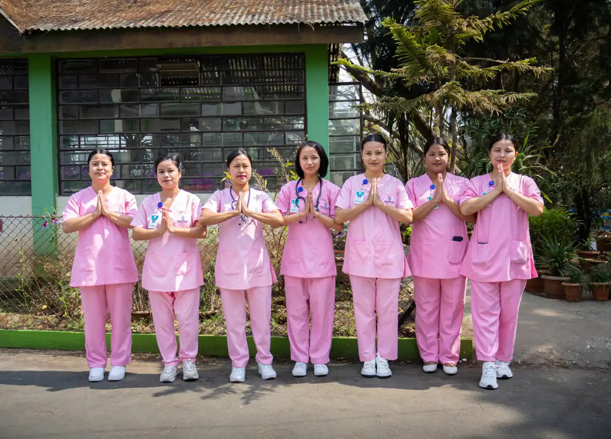 12 hours Night Healthcare : Private Nursing for Tourists
